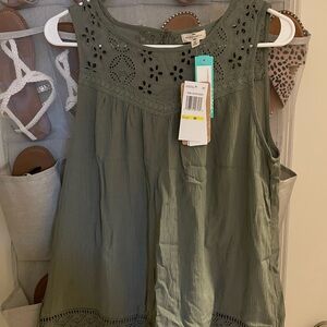 Elegant Sleeveless Eyelet Blouse